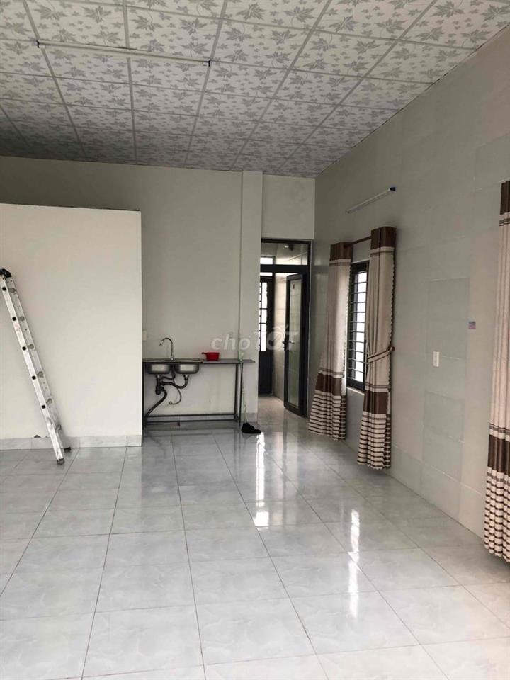 Nhà ở , mặt bằng kinh doanh