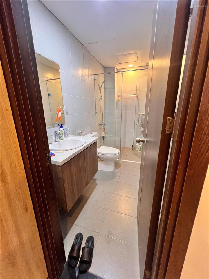 Cần bán căn hộ 2pn full nội thất chung cư sơn trà ocean view đã có sổ hồng lâu dài