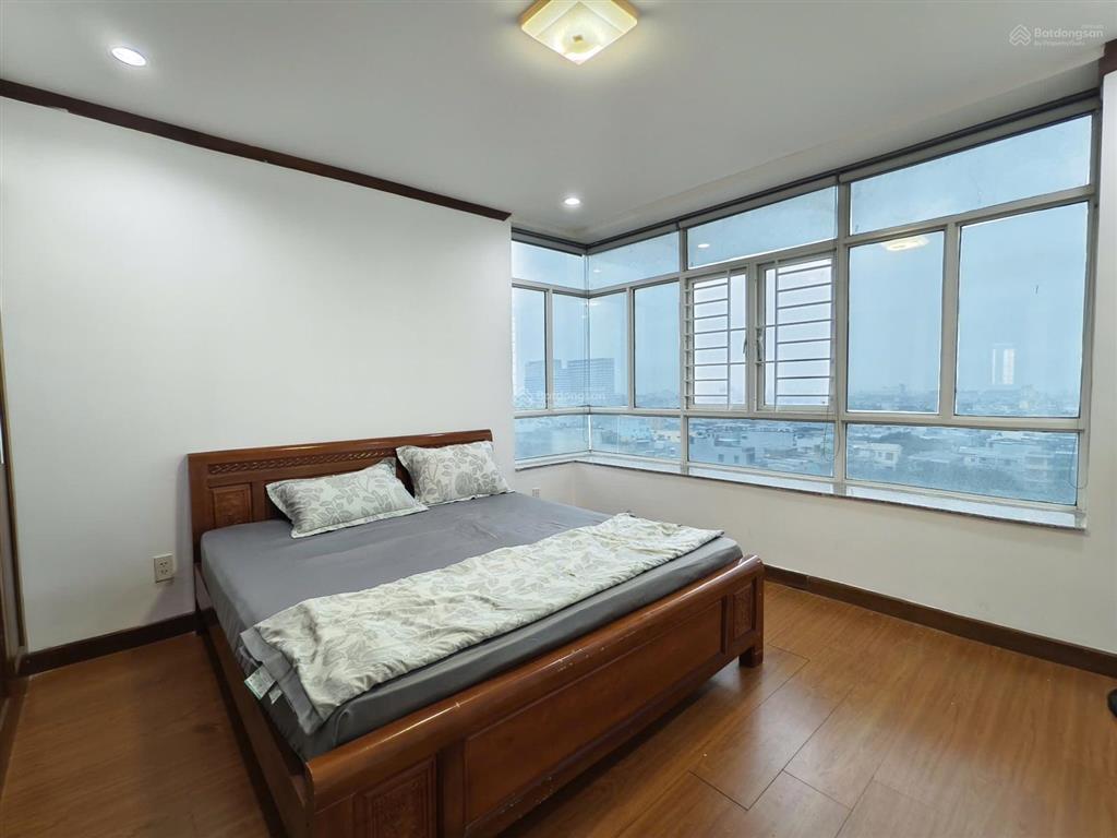 Cần bán chung cư hagl căn góc 3pn view hồ thoáng mát