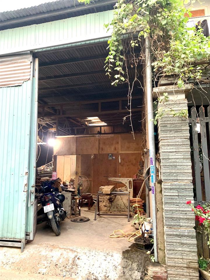 Nhà bán tại hẻm lê ngô cát, gần nhà thờ vinh đức, dt tổng 145.3m2, giá 3 tỷ  ***