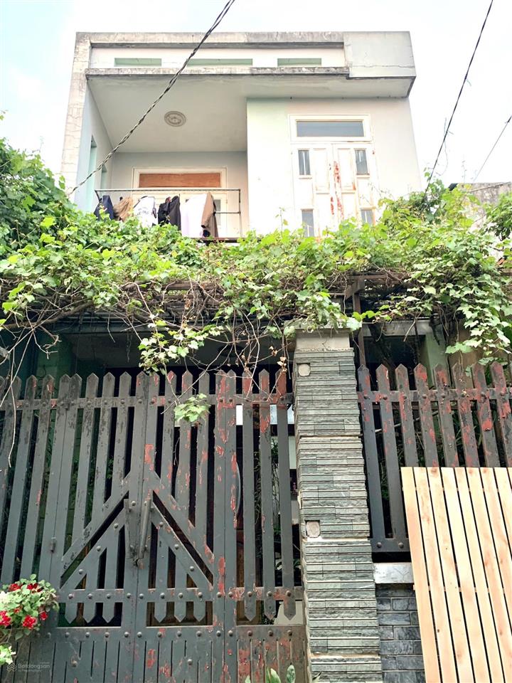 Nhà bán tại hẻm lê ngô cát, gần nhà thờ vinh đức, dt tổng 145.3m2, giá 3 tỷ  ***