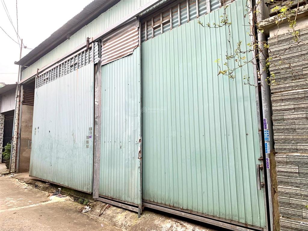 Đất bán tại hẻm lê ngô cát, gần nhà thờ vinh đức, diện tích 71.4m2, giá 1 tỷ 300.  0934 828 ***