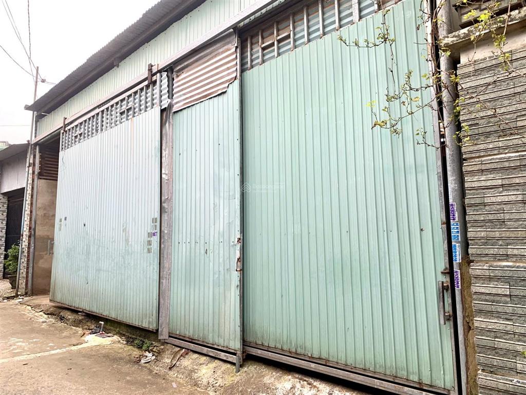 Đất bán tại hẻm lê ngô cát, gần nhà thờ vinh đức, diện tích 71.4m2, giá 1 tỷ 250.  0934 828 ***