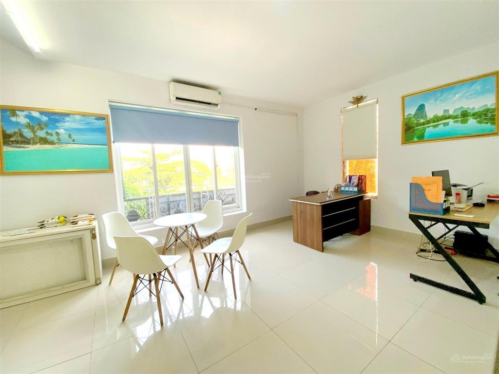 Văn phòng 40m2 ngay khu biệt thự chu văn an bình thạnh