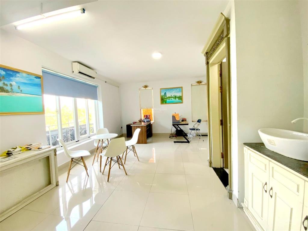 Văn phòng 40m2 ngay khu biệt thự chu văn an bình thạnh