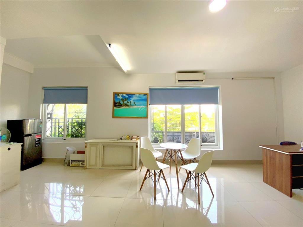 Văn phòng 40m2 ngay khu biệt thự chu văn an bình thạnh