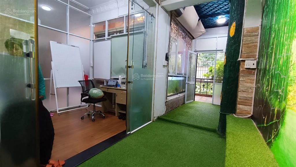 Văn phòng dt 25m² time làm việc 24/24 ngay khu biệt thự chu văn an, bình thạnh