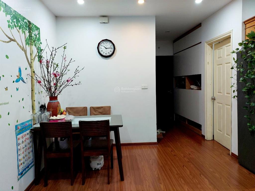 Nhà em cần bán căn 2 ngủ tầng 16 tòa 18t2 golden an khánh