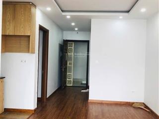 Căn hộ 2 ngủ 2vs tòa gemek 2 giá chỉ 3,x tỷ.  xem nhà ngay kẻo lỡ ạ