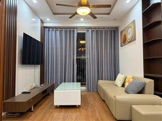 Bán cắt lỗ sâu căn hộ 2 ngủ toà gemek 2 lê trọng tấn