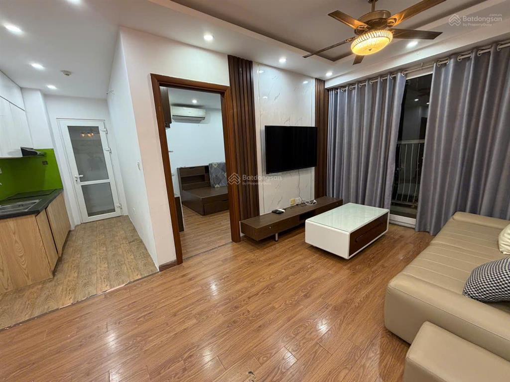 Bán cắt lỗ sâu căn hộ 2 ngủ toà gemek 2 lê trọng tấn