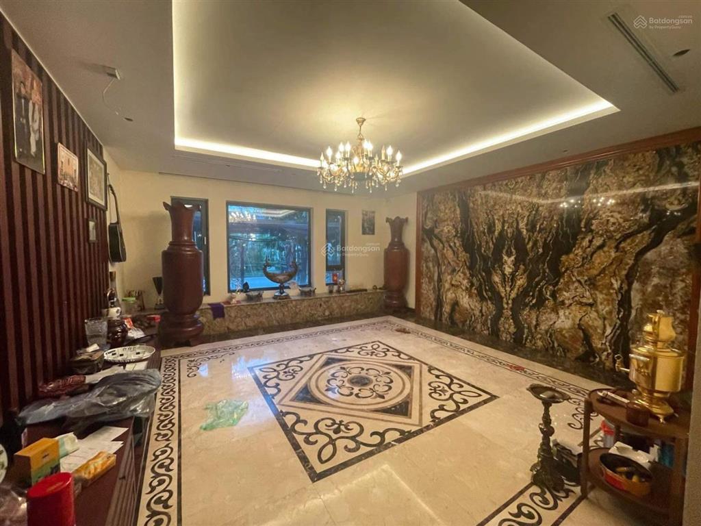 Chủ nhà gửi bán biệt thự k7 ciputra tây hồ.