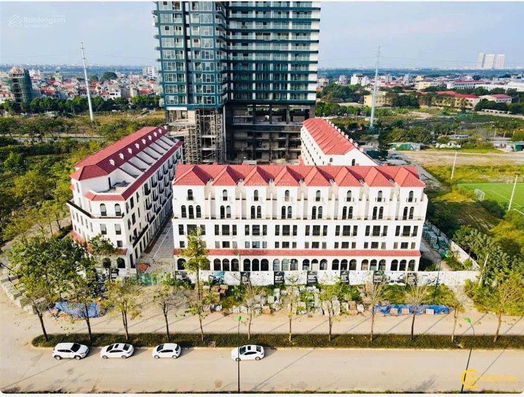 Bán shophouse sunshine golden river ciputra tây hồ.  0945 289 ***