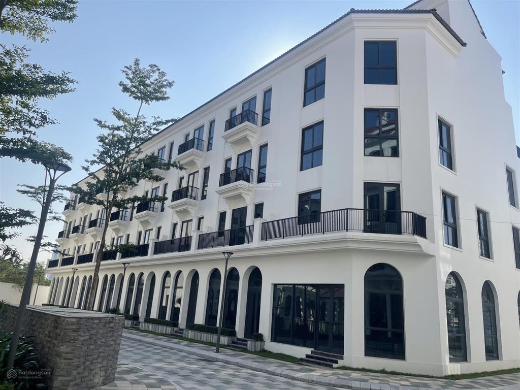 Bán shophouse sunshine golden river ciputra tây hồ.  0945 289 ***