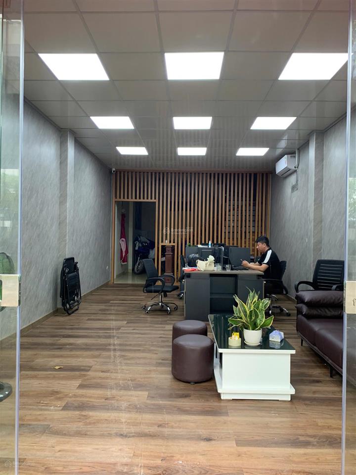 Bán nhà mặt phố phạm văn đồng gần công viên hoà bình.  0945 289 ***