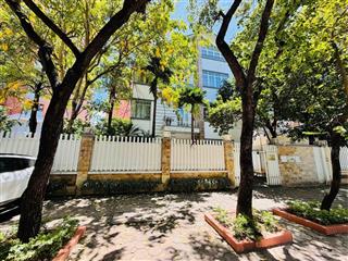 Chủ nhà gửi bán biệt thự góc nghĩa đô khu đô thị mới nghĩa đô.  0945 289 ***