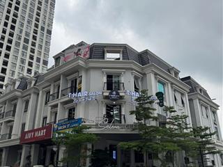 Gia đình cần bán gấp biệt thự ciputra 150m2 3 tầng 1 hầm.  0945 289 ***