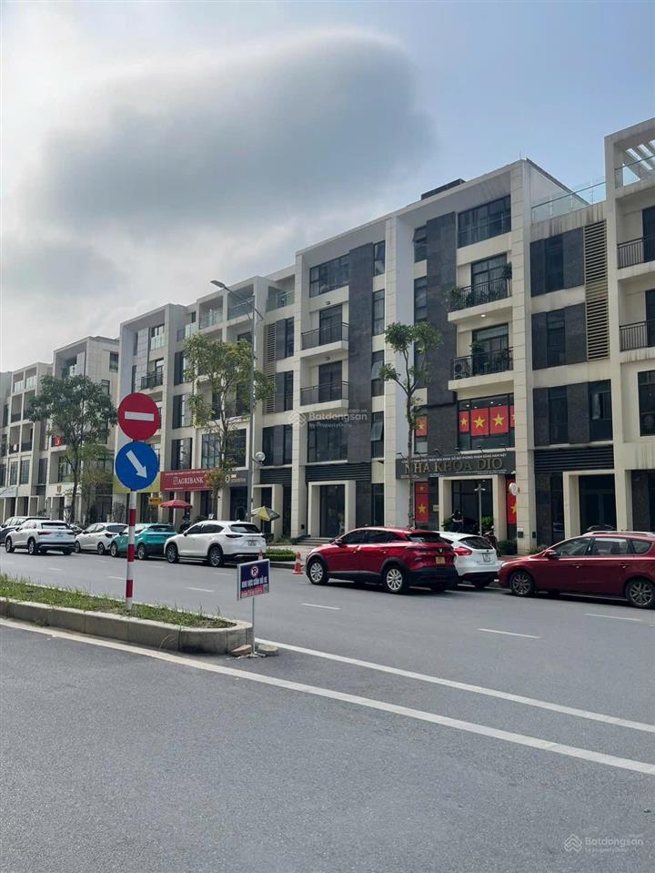 Bán shophouse starlake tây hồ tây  lô góc giá tốt thị trường.
