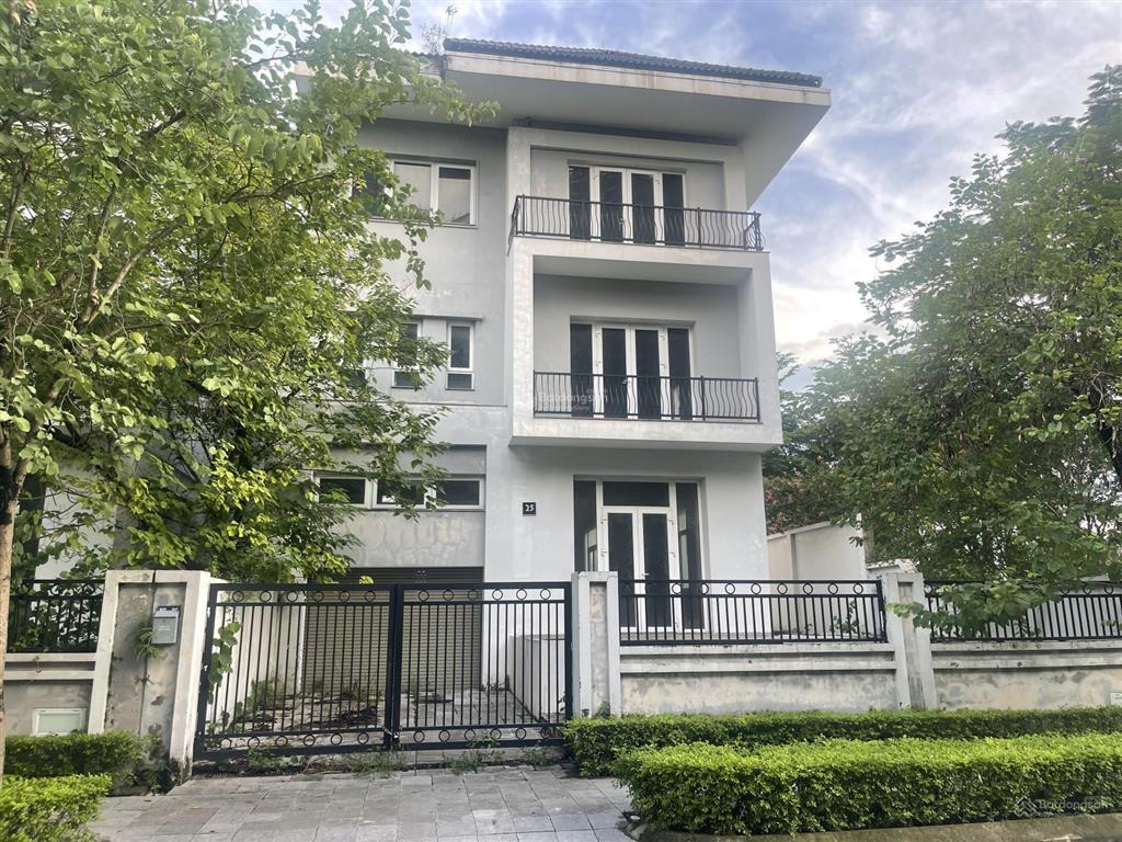 Bán biệt thự song lập khu k ciputra tây hồ.  0945 289 ***