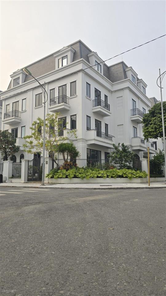 Bán gấp biệt thự tại solasta mansion, đường 21,5m dương nội, hà đông.