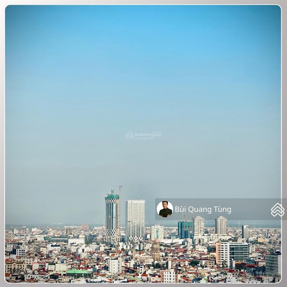 Chỉ 2,5x tỷ, quá hời cho căn 2 ngủ 2 wc, 2 logia, view toàn cảnh thành phố, ngắm sông nước núi non