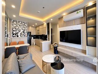 Căn góc 3 ngủ, full nội thất cao cấp, tầm view toàn cảnh ngắm pháo hoa, tòa nhà thiết bị thông minh