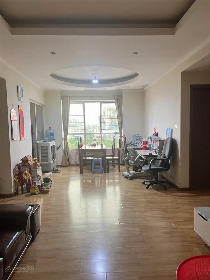 Bán căn chung cư n09b2 thành thái căn góc 123m
