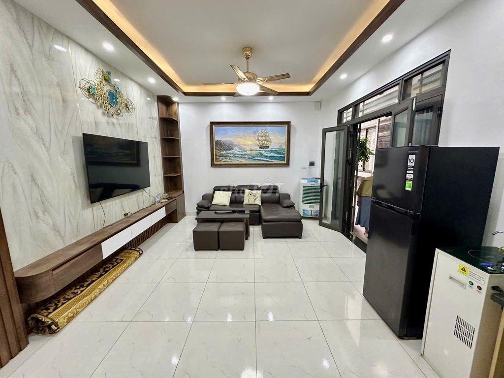 Bán căn nhà Fuld nội thất ngay Thị trấn chúc sơn _ giá chỉ 3,5tỷ