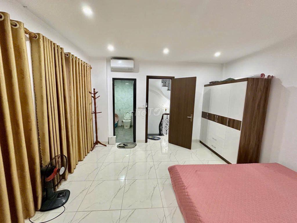 Bán căn nhà Fuld nội thất ngay Thị trấn chúc sơn _ giá chỉ 3,5tỷ