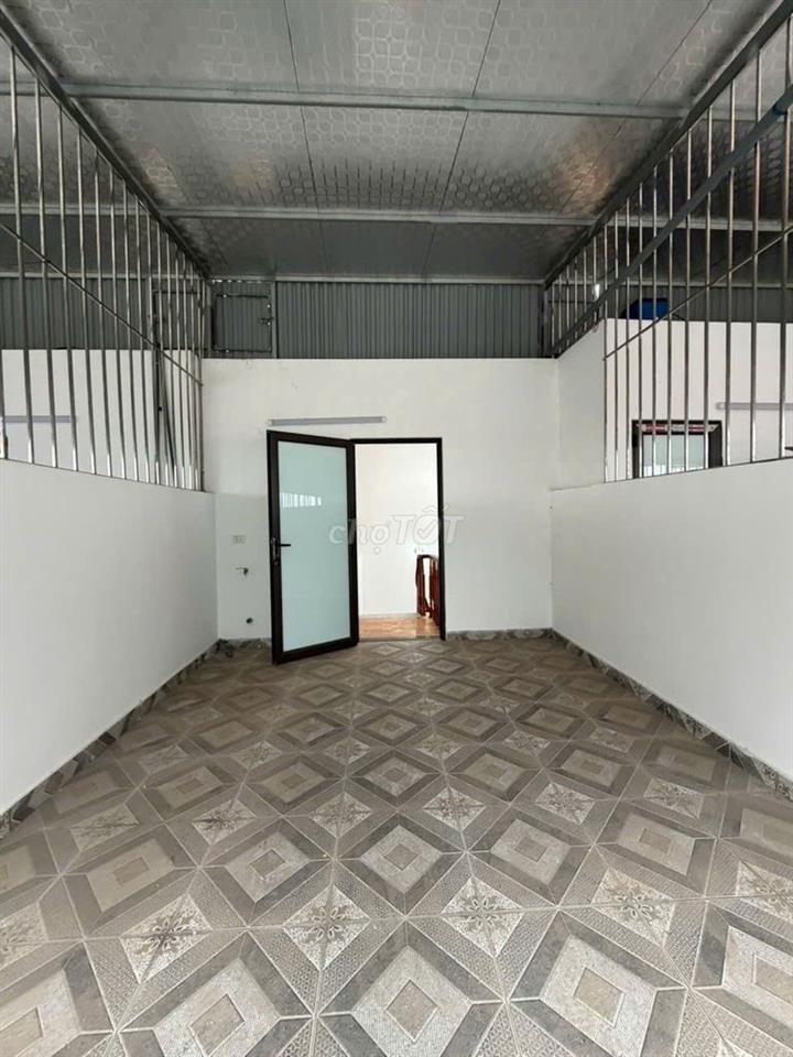 Cho thuê 1 căn nhà xây mới 5 tầng, diện tích 32m2, tổng 3 phòng ngủ,