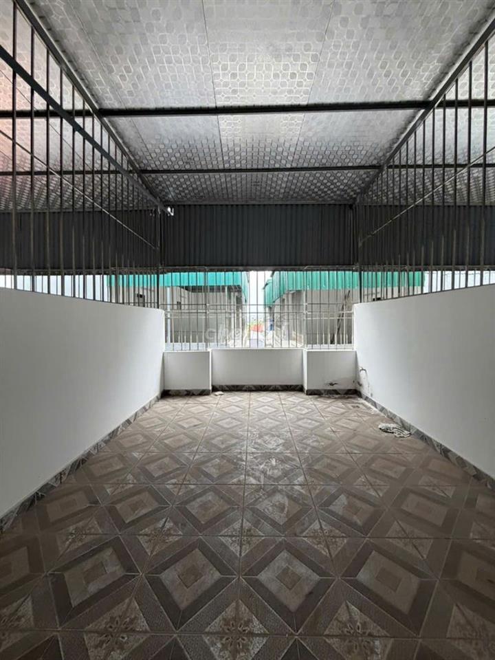 Cho thuê 1 căn nhà xây mới 5 tầng, diện tích 32m2, tổng 3 phòng ngủ,