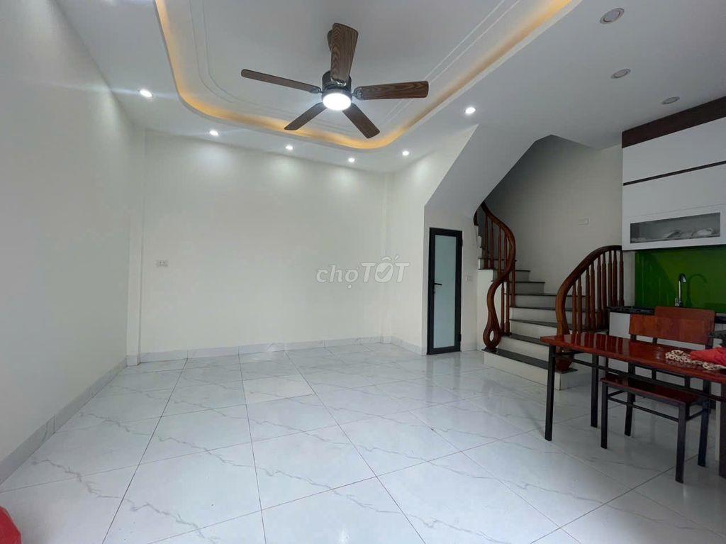 CHÍNH CHỦ CHO THUÊ NHÀ NGUYÊN CĂN FULL TIỆN ÍCH