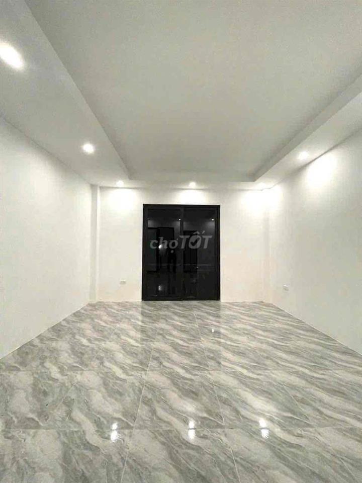 🏠 Chỉ hơn 2 tỷ, có ngay nhà 4 tầng mới tinh mặt ngõ rộng 5m ô tô đỗ cử