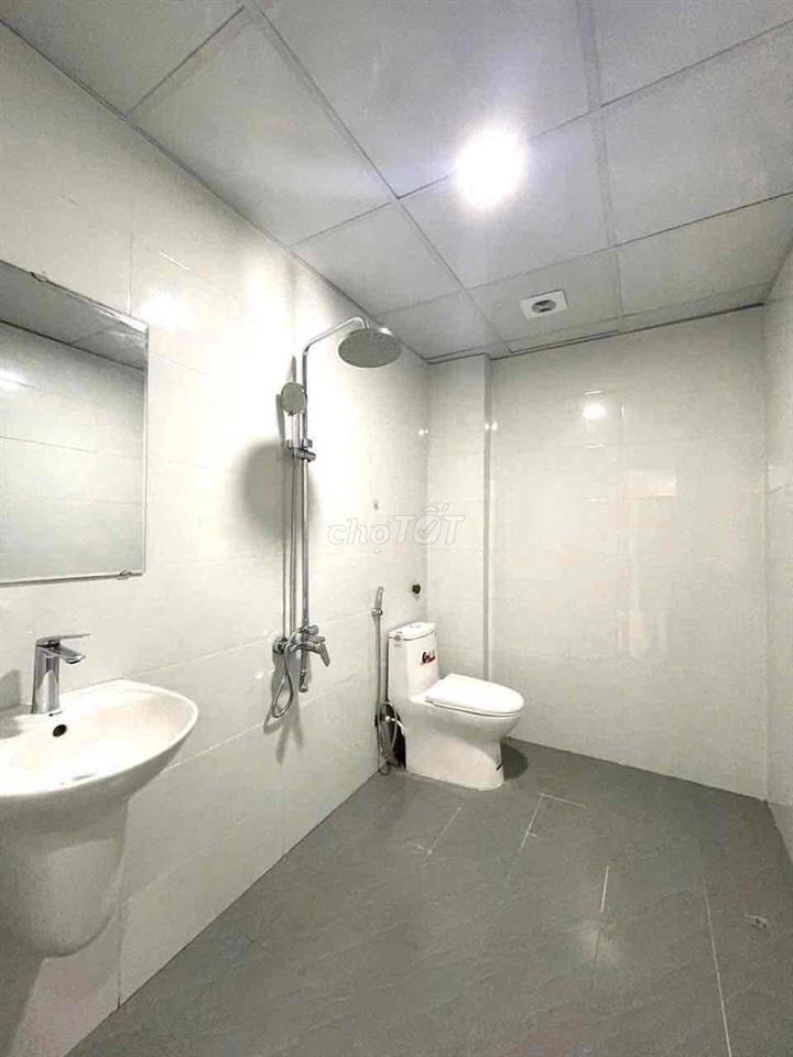 🏠 Chỉ hơn 2 tỷ, có ngay nhà 4 tầng mới tinh mặt ngõ rộng 5m ô tô đỗ cử