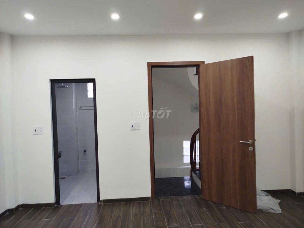 CHÍNH CHỦ CHO THUÊ NHÀ 35M2 LÔ GÓC OTO VÀO CỬA , CÁCH QUỐC GẦN QL6