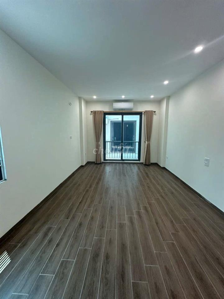 CHÍNH CHỦ CHO THUÊ NHÀ 35M2 LÔ GÓC OTO VÀO CỬA , CÁCH QUỐC GẦN QL6
