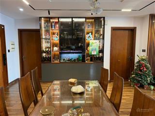 Chính chủ bán căn góc 4pn tầng trung, tòa diamond goldmark city full đồ cao cấp, gỗ óc chó.