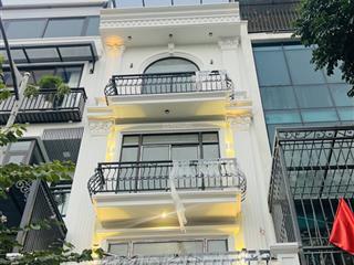 Giá bán nhanh trước tết. lk 90m2 nhà 5 tầng full nội thất. có thang máy. chính chủ giá 24.5 tỷ.