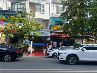 Giá đầu tư 1 căn liền kề văn phú mặt kinh doanh dt 90m. đường 24m vỉa hè 6m 5 tầng. giá chỉ 22 tỷ