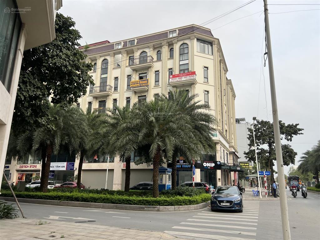 Chủ cần bán nhanh him lam 98m2 7 tầng. mt 7m duy nhất 1 căn vị trí đẹp giá 32 tỷ.  em 0984 042 ***