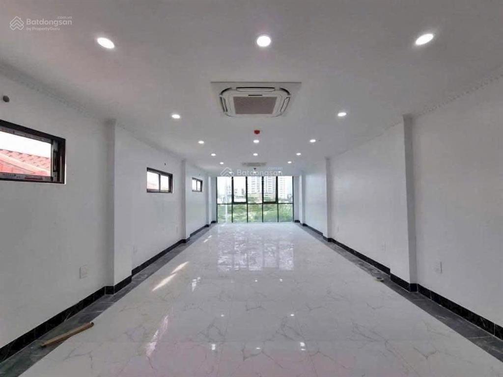 Chính chủ nhờ bán 80m2, 7 tầng có tầng hầm. có thang máy. vừa ở vừa kinh doanh văn phòng chỉ 22,5tỷ