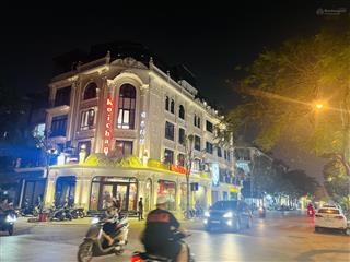 Bán lk lô góc 132m2, mt 25m 5 tầng thang máy. vị trí đẹp nhất văn phú, mặt cột đồng hồ đường 27m.