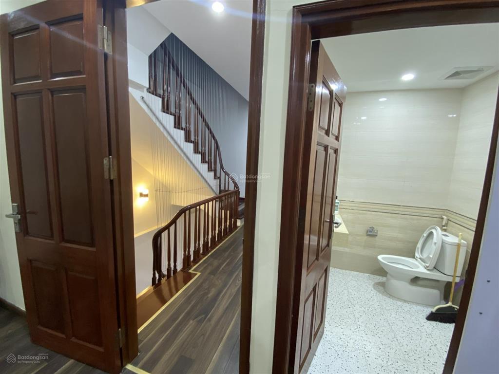 Một căn lacasta 2 mặt đường lớn dt 88m² 5 tầng mt 5m. vị trí kinh doanh. hạ giá 21.5 tỷ