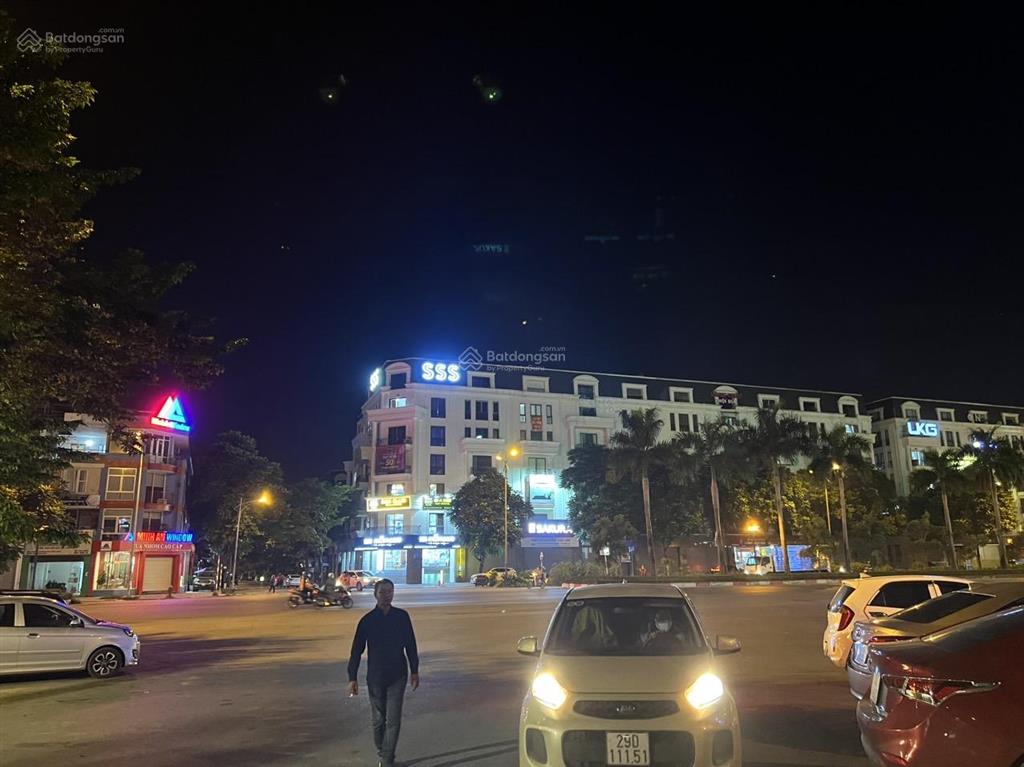 Hiếm có 1 căn xây thô 90m2. 4 tầng. giá đầu tư chỉ 17.5 tỷ. đường rộng 20m không lỗi phong thủy.