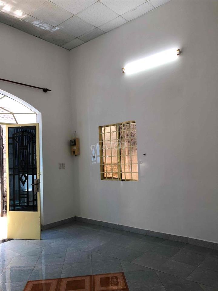 Chính chủ cho thuê nhà nguyên căn- Gò Vấp- Hẻm xe hơi- 8 triệu