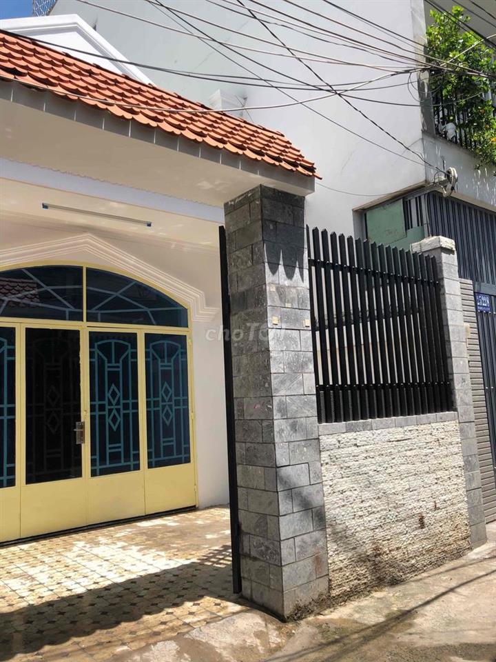 Chính chủ cho thuê nhà nguyên căn- Gò Vấp- Hẻm xe hơi- 8 triệu