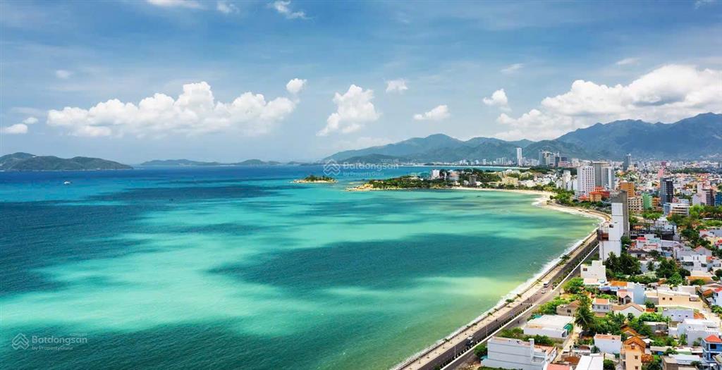 Nhà 6 tỷ  dòng tiền 18tr/tháng  gần trường đại học khánh hòa  cách bãi tắm biển nha trang 2 phút