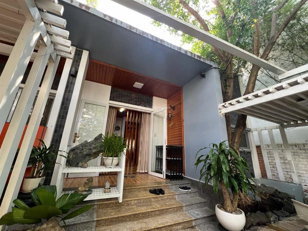 Bán biệt thự sân vườn đẹp, tại nhánh điện biên phủ, vĩnh hòa, nha trang, 25 tỷ, 256 m2