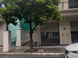 Bán gấp liền kề xẻ khe sao biển gần vincom giá 10tỷ500