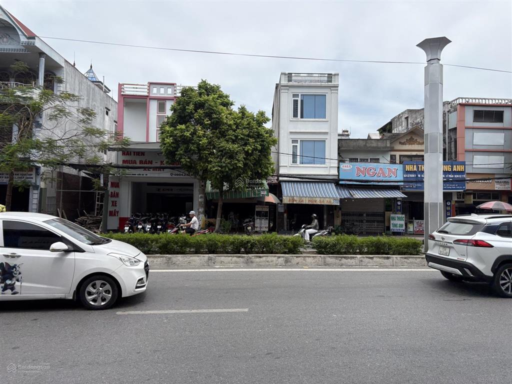 Cần bán căn nhà 82 m² x 5 tầng mặt đường trường chinh  kiến an  hải phòng, giá 12 tỷ